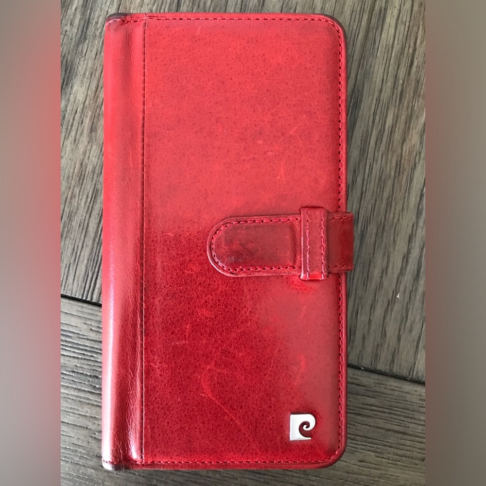Pierre Cardin Cellphone Travel Wallet, Red